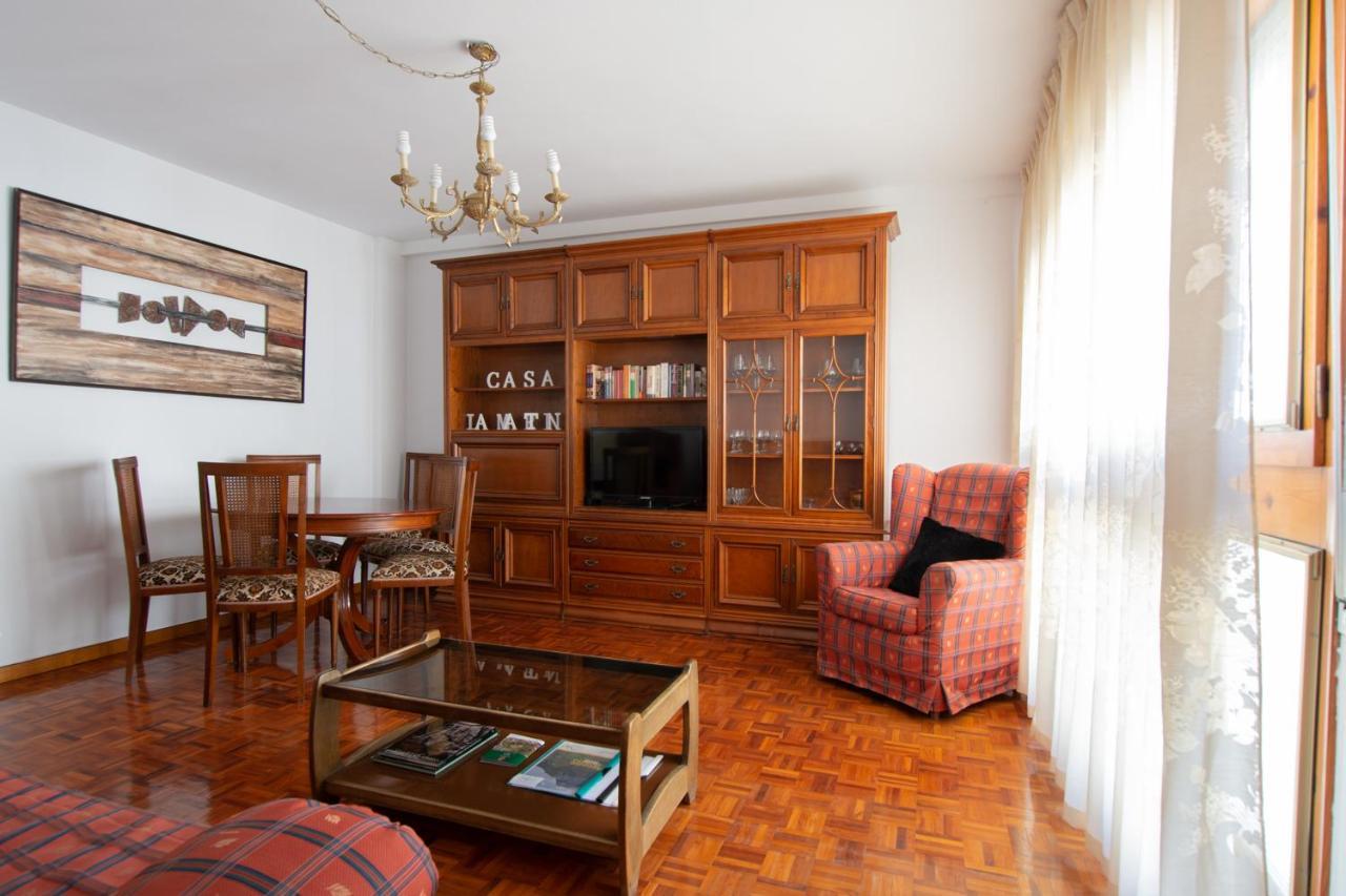 La Martina, Parking Incluido Appartement Jaca Buitenkant foto